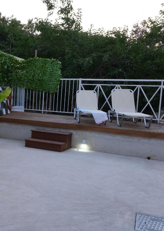 Luxury Fani House Next To Harbor Area With Jacuzzi Apartment Paphos Ngoại thất bức ảnh